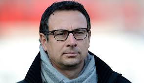 Manager Martin Bader vom 1. FC Nürnberg hat den Rauswurf von Trainer Michael ...