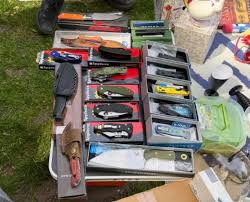 Opmerkelijke verzameling messen van kindervrijmarkt gehaald: ‘Niet wenselijk’