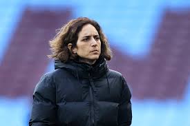 Arroyo calls for Aston Villa to be brave against Arsenal