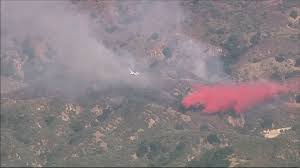 Brush fire forces evacuations in Santa Clarita area