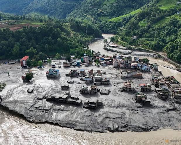 Flash floods hit Nepal-China border crossing; death toll mounts past 360 with more than 1,000 missing in Nepal and China after Himalayan flood