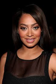 24 La La Anthony Beauty Looks - La%2BLa%2BAnthony%2BMetallic%2BEyeshadow%2BkhGCQ1hMHWxx