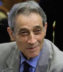 Enrico Bondi ist groß gewachsen und hager, gerne trägt er grünen Loden, aber zum Kino-Ungeheuer hat es der 77 Jahre alte Manager aus der Toskana noch nicht ... - 61642419