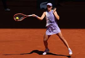 Tennis-Djokovic and Swiatek face tricky tests as French Open third round begins