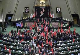 کمانه «شجاعت انقلابی» به «مصلحت ملی»!