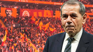 Galatasaray taraftarından Dursun Özbek'e tepki! 'Transferler nerede?' — Hürriyet