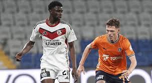 Süper Lig'de Başakşehir, Gaziantep FK'yı mağlup etti - Başakşehir - Spor Haberleri — Milliyet
