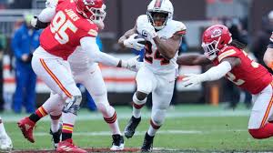 Sources: RB Chubb expected to sign with Texans