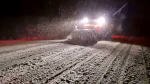 Efectele codului galben în Constanța: Un drum județean blocat și mai multe autoturisme înzăpezite