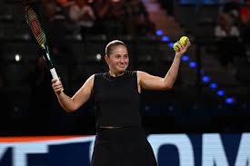 Jelena Ostapenko Announces Clothing Line, Coco Gauff Advances to Rome Round of 16