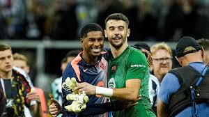 Barcelona Beat Newcastle: Joan Garcia & Rashford Shine! - Imagen principal del artículo