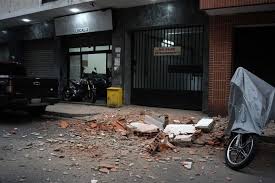 Sacuden sismos de 7.1 y 7.5 a Venezuela