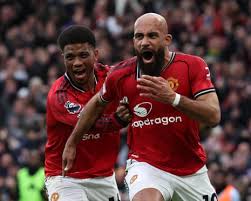 Manchester United v Manchester City: Premier League – live