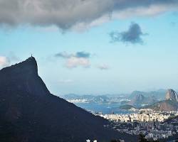Vista Chinesa Rio de Janeiro view, gerada com IA