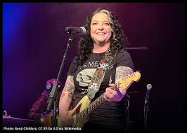 Ashley McBryde Announces New Single 'What If We Don't'