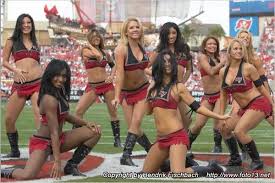 Resultado de imagem para cheerleaders buccaneer