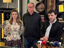 O vice 'campeão de votos' de Renan Santos