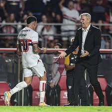 São Paulo pega Grêmio de olho no melhor início no Brasileirão em 7 anos