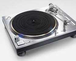 Technics SL-1200G turntable