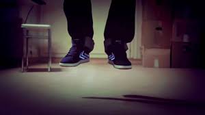 Resultado de imagen de flying shoe
