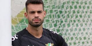 Oliveirense reforça a baliza com Sérgio Dutra
