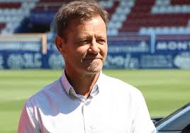 Manuel Mosquera, director deportivo del Extremadura y exentrenador de Reyes: «Su sonrisa fue eterna en los ...