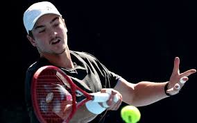 João Fonseca defende escrita em estreias de Grand Slam; veja vídeos