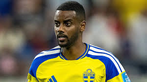 Alexander Isak 'scouted' at World Cup as club mull over shock move for Liverpool star