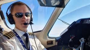 A guerra invisível que está confundindo sinais de GPS e colocando aviões em risco