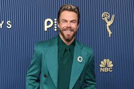 See all the celebrity looks at the 2026 Emmys