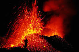 Resultado de imagen para sol sobre volcan