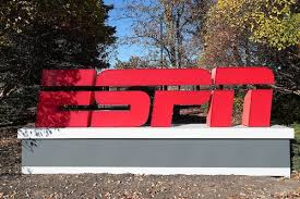 ESPN Legend Linda Cohn Anchors Final SportsCenter After 34-Year Career