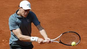 Jannik Sinner al Masters 1000 di Madrid: vittoria e tensione in allenamento!