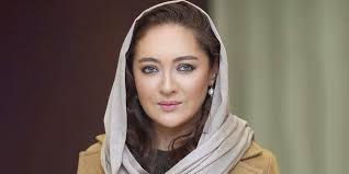 ترنچ کت را به سبک نیکی کریمی ست کنید؛ دستورالعمل استایل شیک برای پاییز