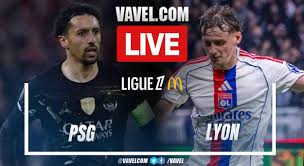 PSG vs Lyon LIVE Score Updates: Half-time (0-2)