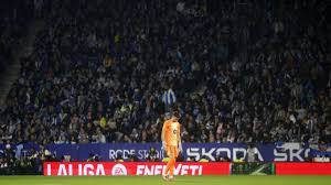 Courtois - Joan García, la nueva batalla de los Clásicos