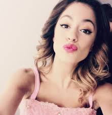 Résultat de recherche d'images pour "tini stoessel"