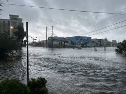 Carolina Beach Mayor declares state of emergency, reports 18″ of rain at 
fire department