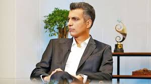 ببینید | کنایه جالب عادل فردوسی‌پور به دوستی وکیل پرسپولیس و رضا درویش