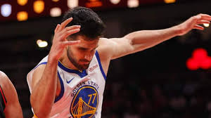 Warriors center gifted one last chance at another NBA contract