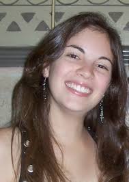 Mariana Mendes - Estudante do Colégio Apogeu - mari-mendes-policc81rica