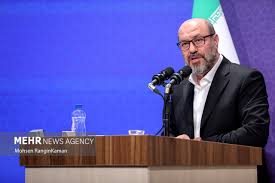دهقان: آزادراه تهران - شمال کمتر از ۵ سال دیگر تکمیل می‌شود