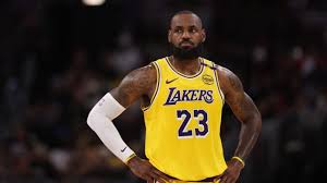 LeBron James on perceived Lakers drama: ‘I don’t really care about the reports’