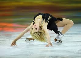 【五輪】アンバー・グレンはレディー・ガガ熱演 クリムキンイーグル、イナバウアー、片手側転を連発（スポーツ報知）