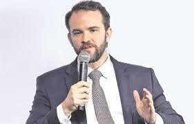 Durigan chama Milei de 'palhaço' e diz que risco argentino é muito mais alto
