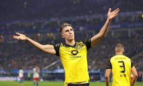 تقرير: ليفربول يتجه إلى دورتموند لتدعيم دفاعه