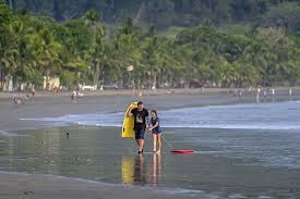 Costa Rica Weather: Afternoon Thunderstorms – Plan Beach Time Early