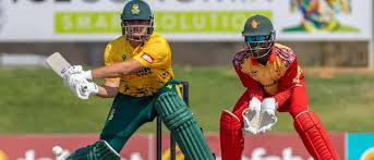 Splendid win boosts South Africa's tri-series final chances