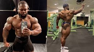 Quem é Keone Pearson, fisiculturista americano e fenômeno genético que busca quarto título consecutivo no Mr. Olympia 2026