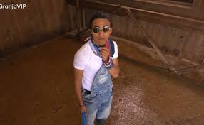 Grupo Bronco graba la canción que Kevyn y Julio compusieron para Granjo, el potrillo de La Granja VIP
